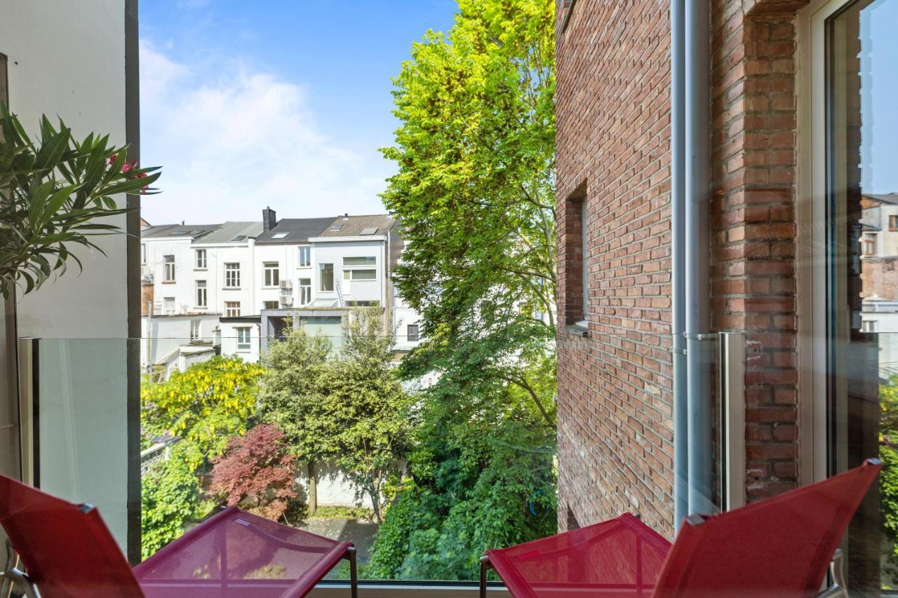 Central & Luminous Apartment Antwerpen Bagian luar foto